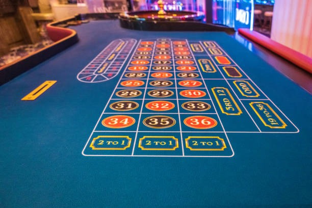 cici Asia Gaming live-dealer studio with multiple camera angles